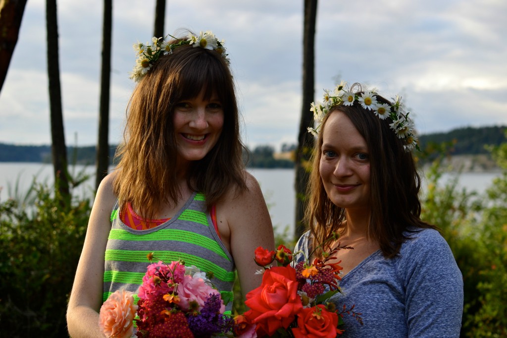 daisy crowns kristen and jessica